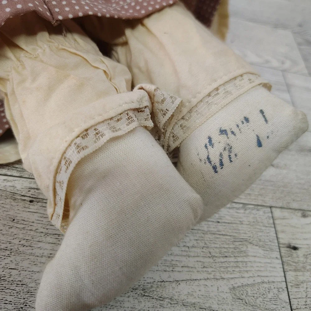 Vtg Country Style‎ Fabric Bunny Rabbit Muslin Doll 17" Tall Decor Cottagecore - Picture 9 of 14